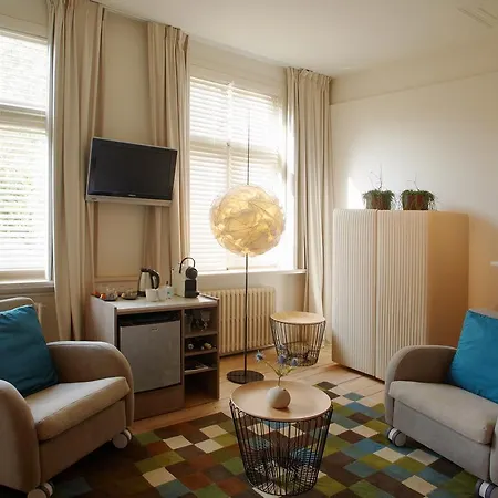 Bed & Breakfast Alphabet - Luxury And Art Gallery Brygge