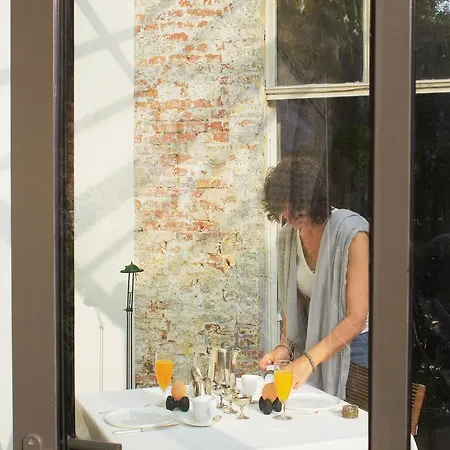 Bed & Breakfast Alphabet - Luxury And Art Gallery Brygge