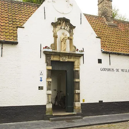 阿尔法比特住宿加早餐旅馆 - 豪华宾馆和艺术画廊 住宿加早餐酒店 布鲁日